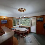 Odesos Apartment *