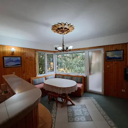Odesos Apartment *