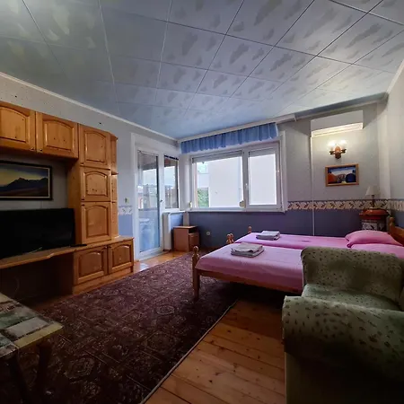 Апартамент Odesos