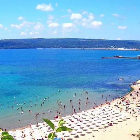 Апартамент Odesos