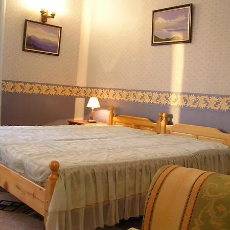 Apartment Odesos *